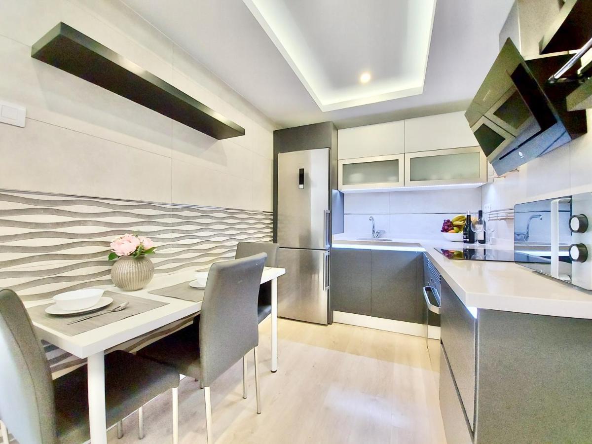 Apartment Bollullo Paradise *