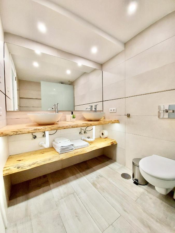 Apartament Bollullo Paradise *